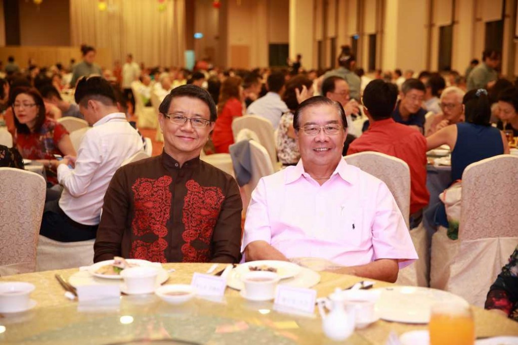 李秉蘐会长和李文龙大律师