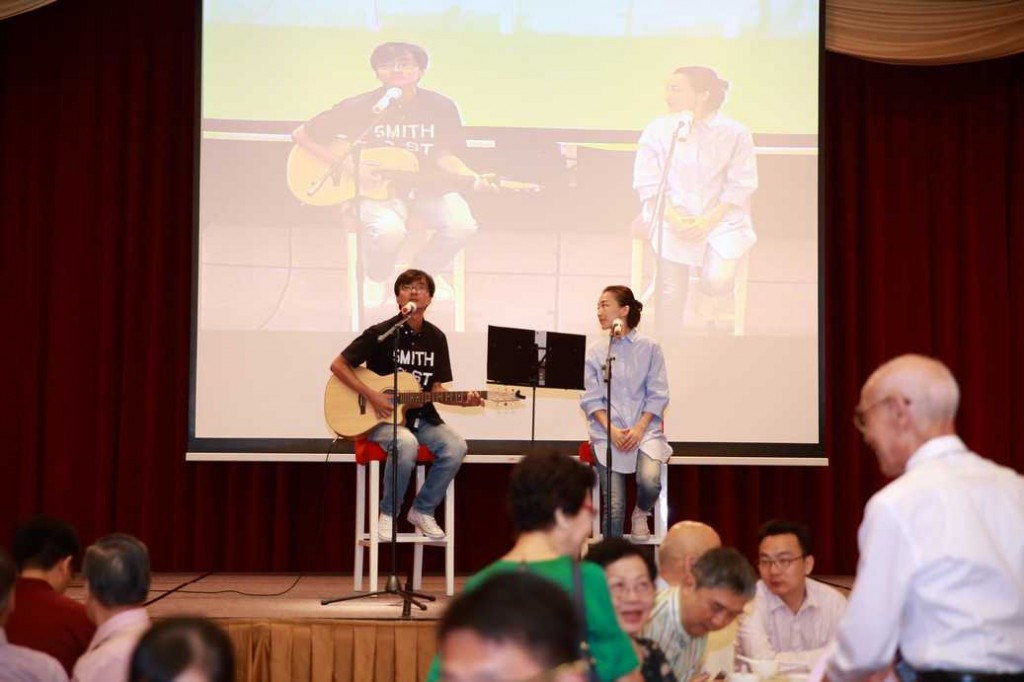 “耀天文化”演唱组合